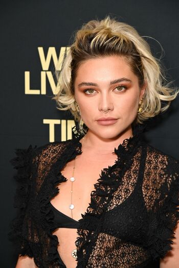 Florence pugh leaked private photo uncensored HD quality