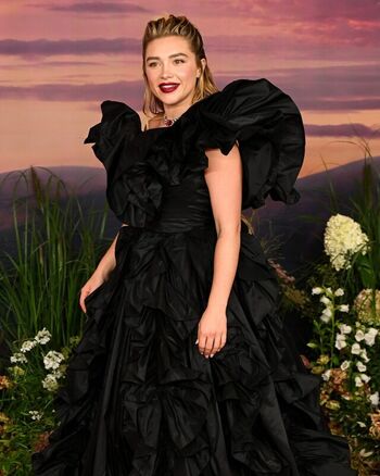 Florence pugh  page leaked private photo uncensored HD quality