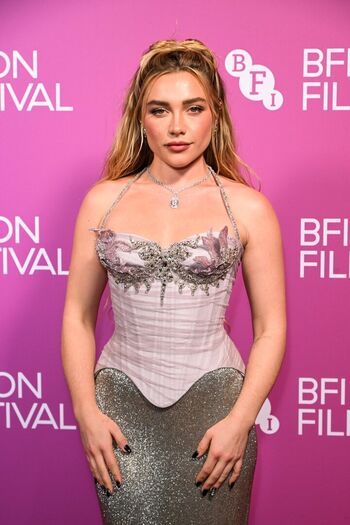 Florence pugh  page leaked private photo uncensored HD quality