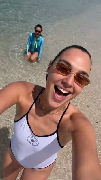 Gal gadot page leaked private photo uncensored HD quality
