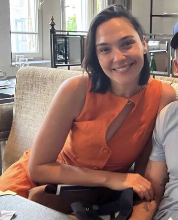 Gal gadot page leaked private photo uncensored HD quality