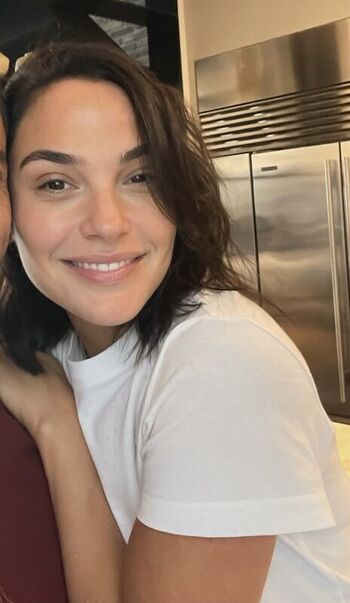 Gal gadot page leaked private photo uncensored HD quality