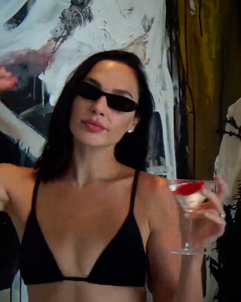 Gal gadot page leaked private photo uncensored HD quality
