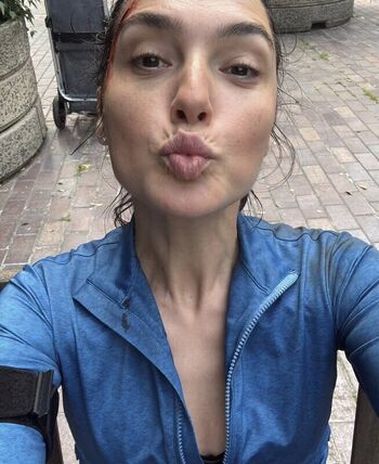 Gal gadot leaked private photo uncensored HD quality