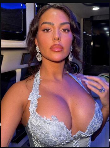 Georgina rodriguez page leaked private photo uncensored HD quality