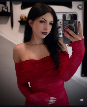 Ghostwifeey leaked private photo uncensored HD quality
