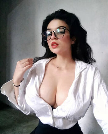 Giselle andra leaked private photo uncensored HD quality