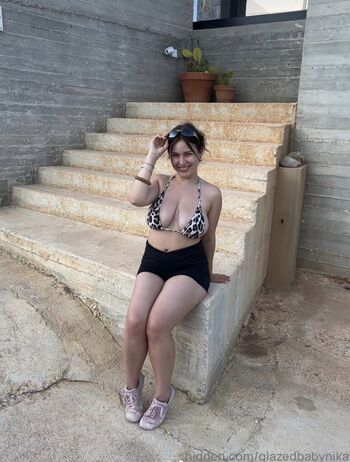 Glazedbabynika leaked private photo uncensored HD quality