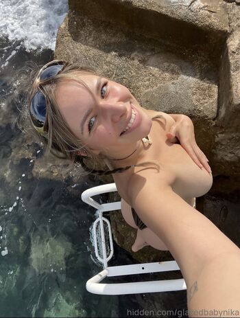 Glazedbabynika leaked private photo uncensored HD quality