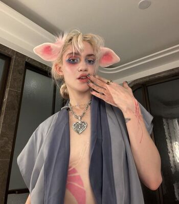 Grimes leaked private photo uncensored HD quality