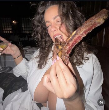Gwenny  page leaked private photo uncensored HD quality