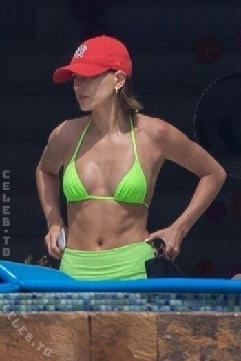 Hailey bieber leaked private photo uncensored HD quality