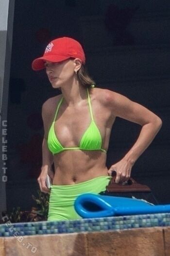 Hailey bieber leaked private photo uncensored HD quality