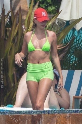 Hailey bieber leaked private photo uncensored HD quality