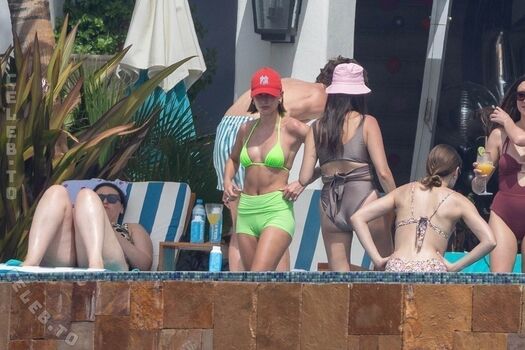 Hailey bieber leaked private photo uncensored HD quality
