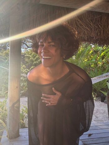 Halle berry page leaked private photo uncensored HD quality