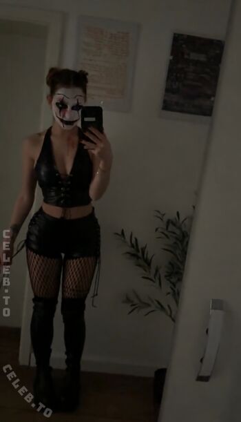 Hannahluisienne leaked private photo uncensored HD quality