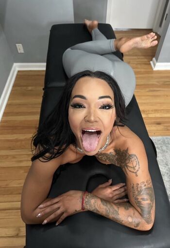Harley dean page leaked private photo uncensored HD quality