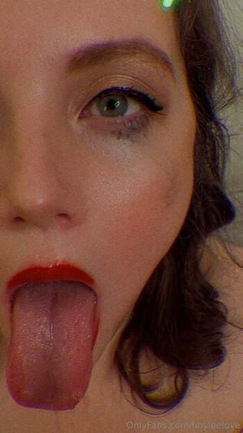 Hayleelove page leaked private photo uncensored HD quality