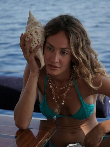 Helena prestes page leaked private photo uncensored HD quality