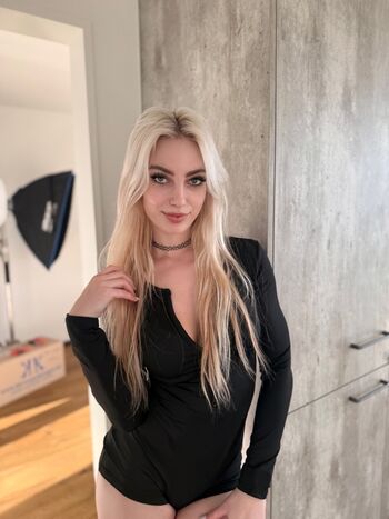 Helenakingsoul page leaked private photo uncensored HD quality