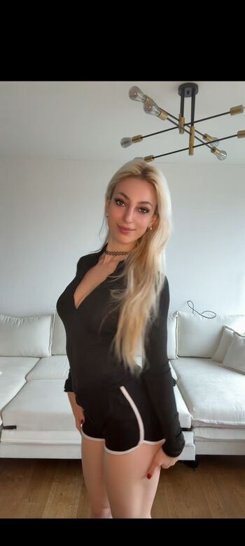 Helenakingsoul page leaked private photo uncensored HD quality