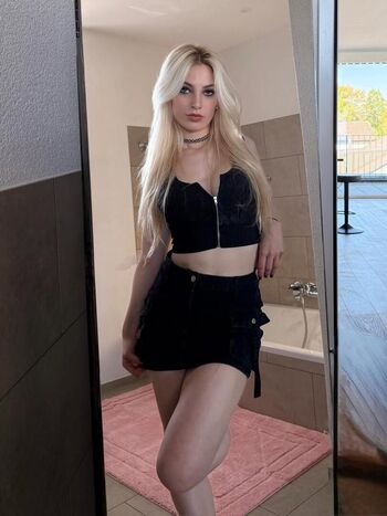 Helenakingsoul page leaked private photo uncensored HD quality