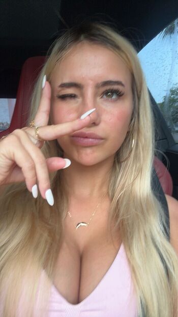 Hippicam  page leaked private photo uncensored HD quality