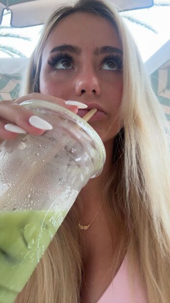Hippicam  page leaked private photo uncensored HD quality