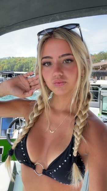 Hippicam  page leaked private photo uncensored HD quality