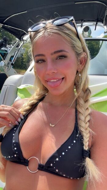 Hippicam  page leaked private photo uncensored HD quality