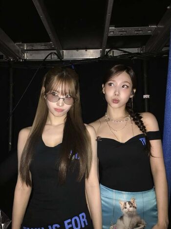 Hirai momo page leaked private photo uncensored HD quality
