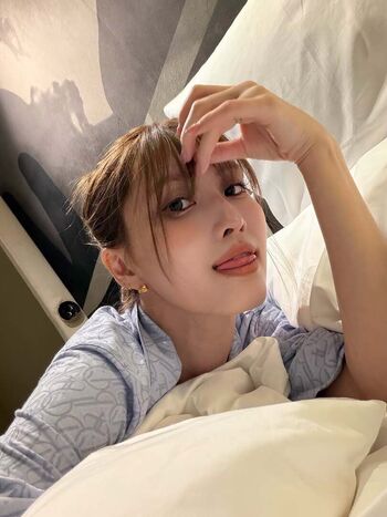 Hirai momo page leaked private photo uncensored HD quality