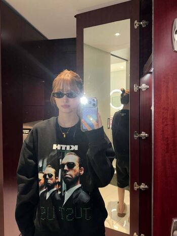 Hirai momo page leaked private photo uncensored HD quality