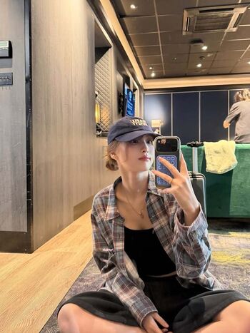 Hirai momo page leaked private photo uncensored HD quality