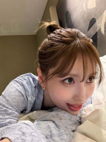 Hirai momo page leaked private photo uncensored HD quality