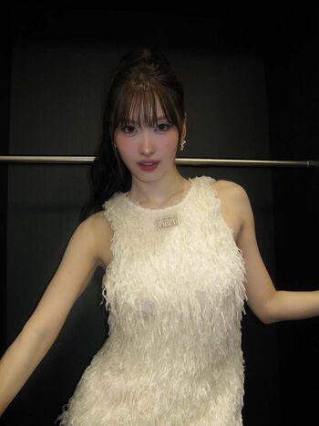 Hirai momo page leaked private photo uncensored HD quality