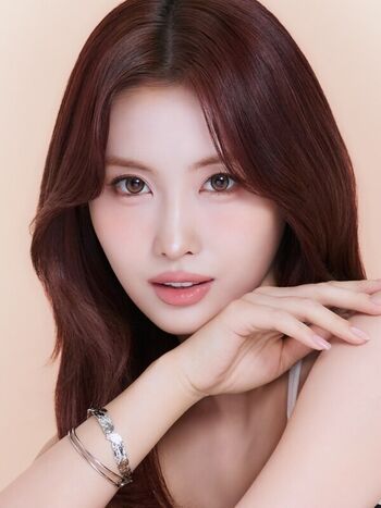 Hirai momo page leaked private photo uncensored HD quality