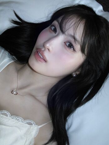 Hirai momo leaked private photo uncensored HD quality