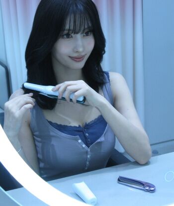 Hirai momo leaked private photo uncensored HD quality