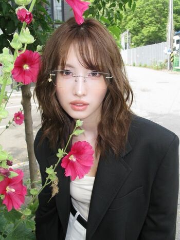 Hirai momo leaked private photo uncensored HD quality