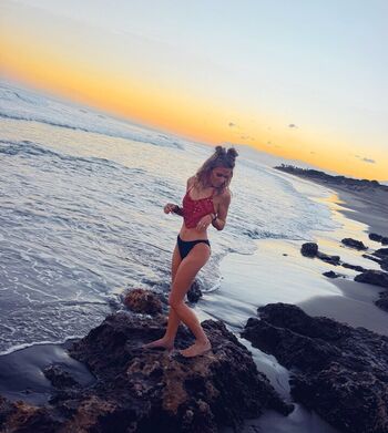 Hollie bennett leaked private photo uncensored HD quality