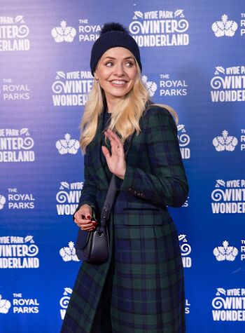 Holly willoughby page leaked private photo uncensored HD quality
