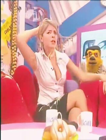 Holly willoughby page leaked private photo uncensored HD quality