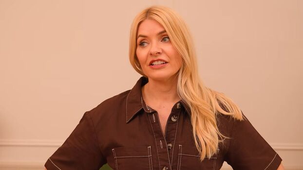 Holly willoughby page leaked private photo uncensored HD quality