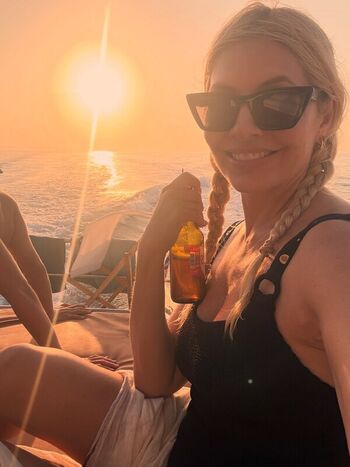 Holly willoughby leaked private photo uncensored HD quality
