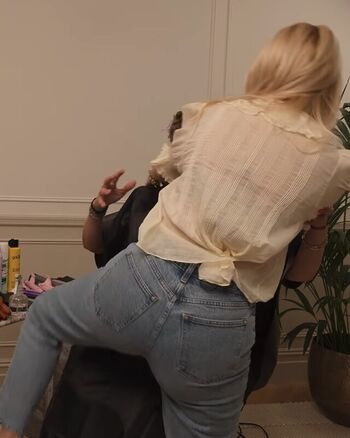 Holly willoughby leaked private photo uncensored HD quality