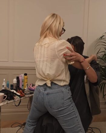 Holly willoughby leaked private photo uncensored HD quality