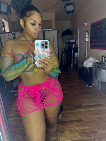 Honeydrip leaked private photo uncensored HD quality