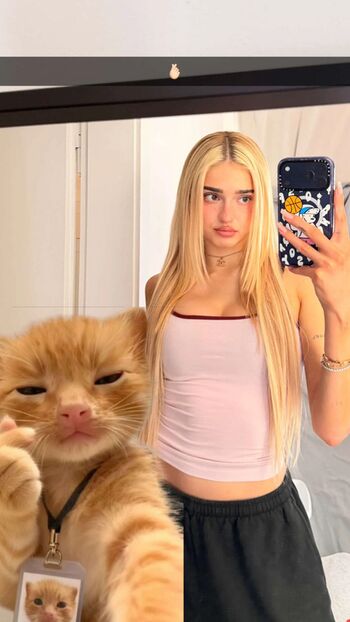Honeypuu  page leaked private photo uncensored HD quality